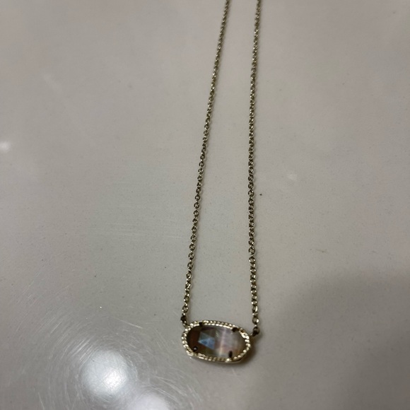 Kendra Scott necklace - Picture 3 of 3